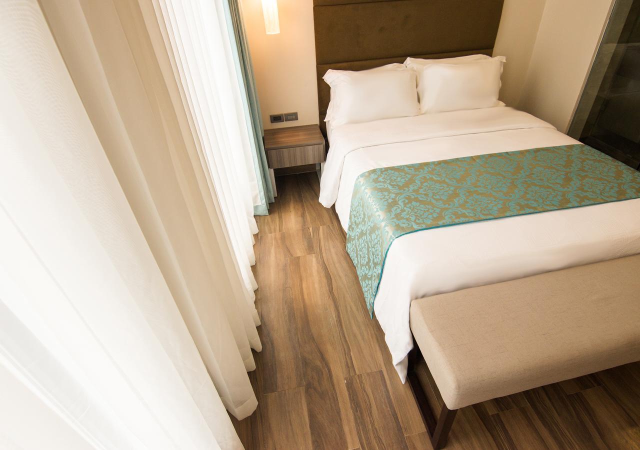 Goldberry Lite Hotel Iloilo City Dış mekan fotoğraf