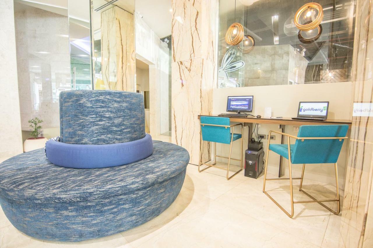 Goldberry Lite Hotel Iloilo City Dış mekan fotoğraf