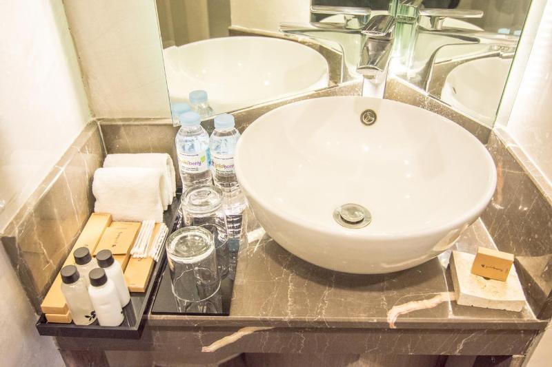 Goldberry Lite Hotel Iloilo City Dış mekan fotoğraf