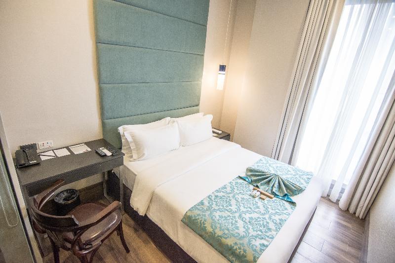 Goldberry Lite Hotel Iloilo City Dış mekan fotoğraf