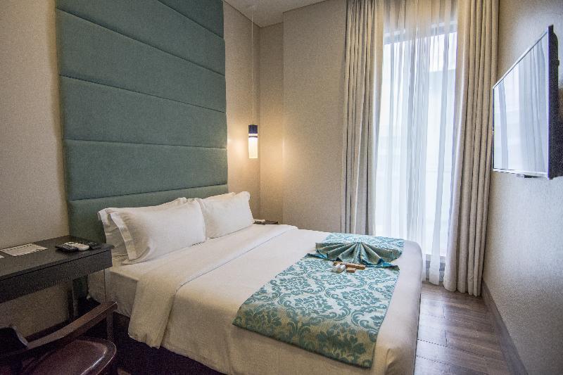 Goldberry Lite Hotel Iloilo City Dış mekan fotoğraf