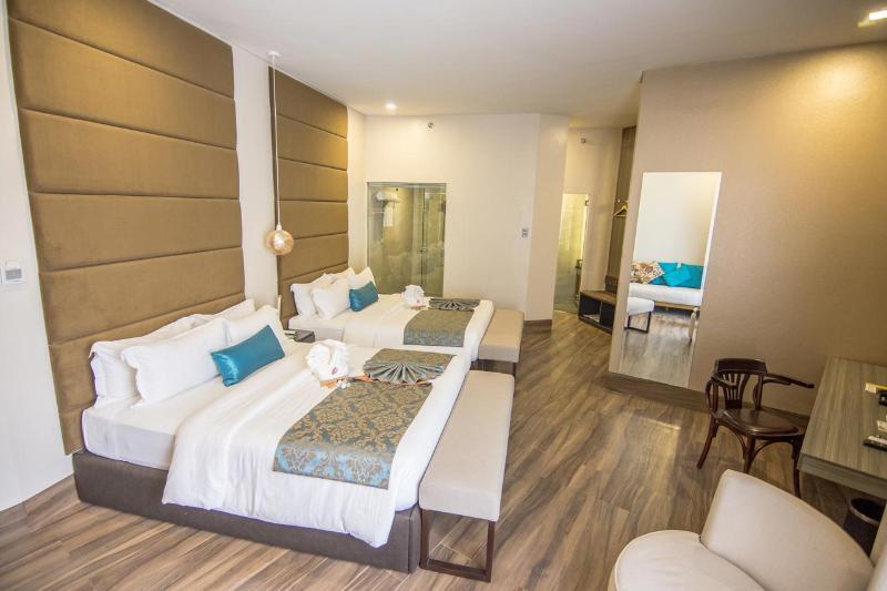 Goldberry Lite Hotel Iloilo City Dış mekan fotoğraf