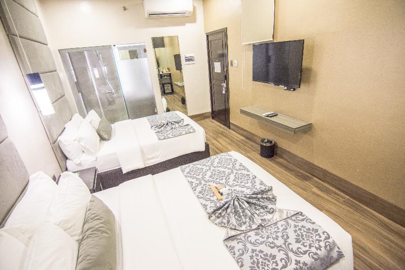 Goldberry Lite Hotel Iloilo City Dış mekan fotoğraf